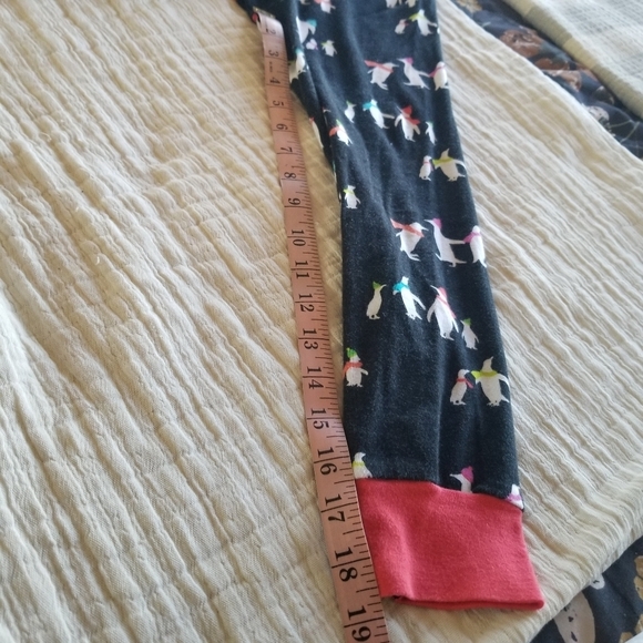 WonderShop | (2) Penguin Print Holiday Pajamas - Picture 8 of 11
